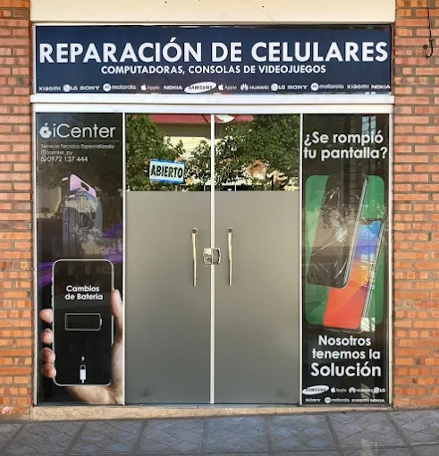 Frente del local iCenter en San Lorenzo